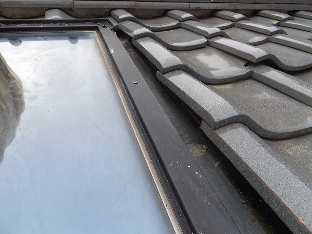 天窓は雨漏りが発生しやすいので注意